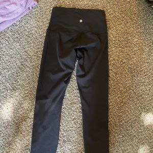 Lululemon sz 6 like new compression leggings